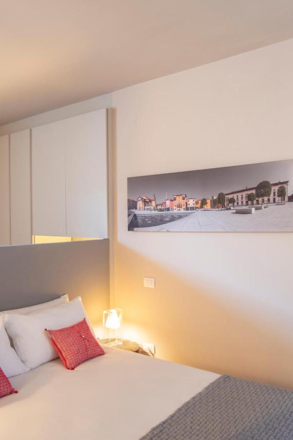 Time To Be - Luxury Apartments Centro Storico Peschiera del Garda Exterior photo